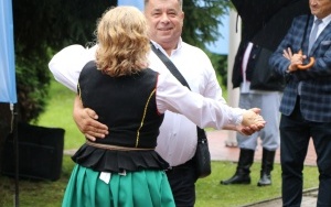 Udana zabawa w Chmielniku (5)