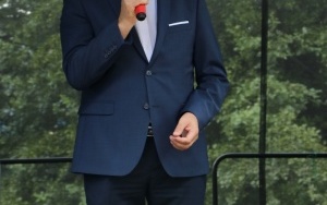 Udana zabawa w Chmielniku (12)