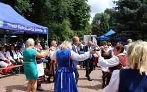Udana zabawa w Chmielniku (3)
