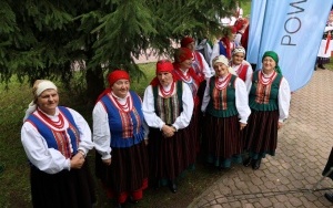 Udana zabawa w Chmielniku (6)