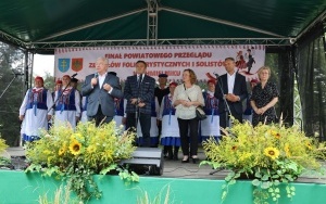 Udana zabawa w Chmielniku (12)