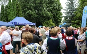 Udana zabawa w Chmielniku (14)