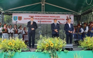 Udana zabawa w Chmielniku (8)
