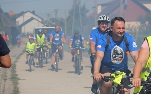 V Rajd Rowerowy Szlakiem Brygady Świętokrzyskiej NSZ (1)