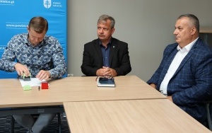 Remonty dróg w Piekoszowie i Daleszycach (2)
