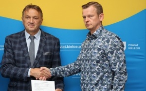 Remonty dróg w Piekoszowie i Daleszycach (5)