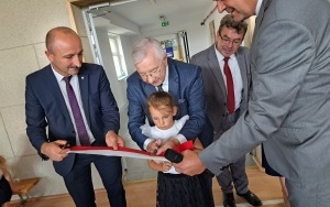 Nowa sala gimnastyczna i kompleks boisk w Pierzchnicy (4)