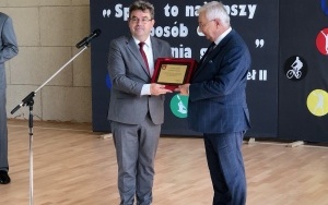 Nowa sala gimnastyczna i kompleks boisk w Pierzchnicy (2)