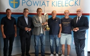 Reprezentacja powiatu kieleckiego najlepsza w Polsce! (1)