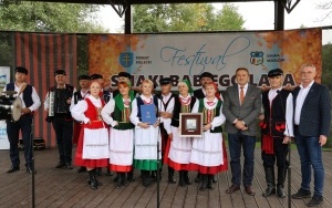 Smaki Babiego Lata - zabawa z muzyką (11)