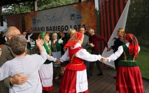 Smaki Babiego Lata - zabawa z muzyką (3)