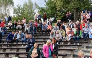 Smaki Babiego Lata - zabawa z muzyką (8)