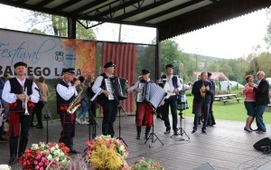 Smaki Babiego Lata - zabawa z muzyką (17)