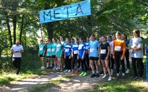 Mistrzostwa Powiatu Kieleckiego Szkół Ponadpodstawowych w biegach przełajowych (4)