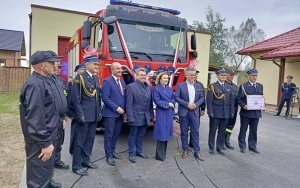 Nowy wóz strażacki dla druhów z OSP Drugnia (4)