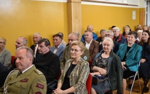 Odsłonięcie Pomnika Martyrologii Lokalnej w Jeziorku (5)