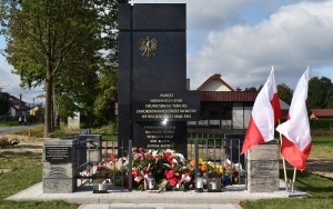 Odsłonięcie Pomnika Martyrologii Lokalnej w Jeziorku (17)