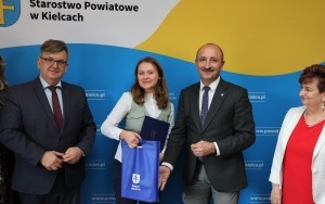 Stypendyści Starosty Kieleckiego  (2)