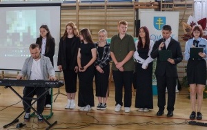  Jubileusz 65-lecia szkoły w Chmielniku  (6)