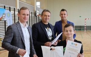  III Powiatowy Turniej Halowej Piłki Nożnej o Puchar Starosty Kieleckiego  (11)