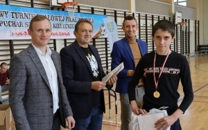  III Powiatowy Turniej Halowej Piłki Nożnej o Puchar Starosty Kieleckiego  (3)