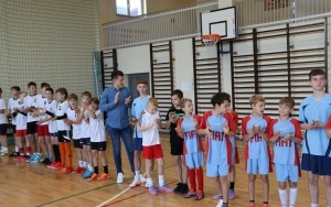  III Powiatowy Turniej Halowej Piłki Nożnej o Puchar Starosty Kieleckiego  (12)