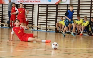  III Powiatowy Turniej Halowej Piłki Nożnej o Puchar Starosty Kieleckiego  (13)