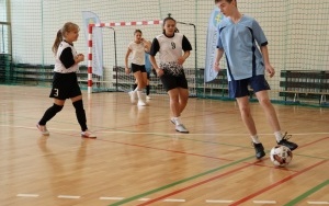  III Powiatowy Turniej Halowej Piłki Nożnej o Puchar Starosty Kieleckiego  (14)