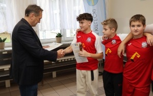  III Powiatowy Turniej Halowej Piłki Nożnej o Puchar Starosty Kieleckiego  (7)