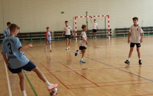  III Powiatowy Turniej Halowej Piłki Nożnej o Puchar Starosty Kieleckiego  (13)