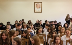 VII REGIONALNY PRZEGLĄD PIEŚNI I PIOSENKI PATRIOTYCZNEJ - Chęciny 2023 (3)