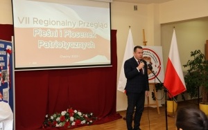 VII REGIONALNY PRZEGLĄD PIEŚNI I PIOSENKI PATRIOTYCZNEJ - Chęciny 2023 (17)