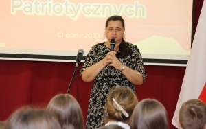 VII REGIONALNY PRZEGLĄD PIEŚNI I PIOSENKI PATRIOTYCZNEJ - Chęciny 2023 (19)