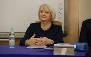 VII REGIONALNY PRZEGLĄD PIEŚNI I PIOSENKI PATRIOTYCZNEJ - Chęciny 2023 (9)
