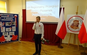 VII REGIONALNY PRZEGLĄD PIEŚNI I PIOSENKI PATRIOTYCZNEJ - Chęciny 2023 (8)
