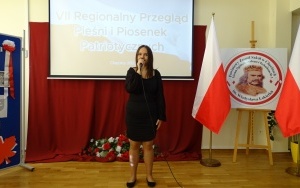 VII REGIONALNY PRZEGLĄD PIEŚNI I PIOSENKI PATRIOTYCZNEJ - Chęciny 2023 (14)