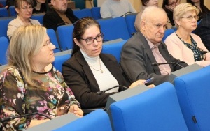 Forum NGO    (11)