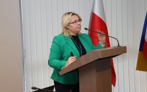 Forum NGO    (11)