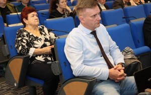 Forum NGO    (4)