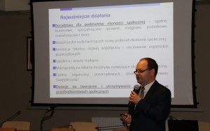 Forum NGO    (11)