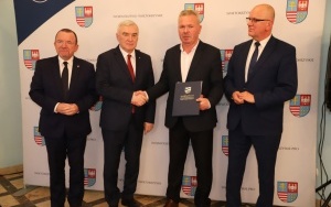 Cyfrowe wsparcie dla diagnostyki, leczenia i funkcjonowania świętokrzyskich szpitali (3)