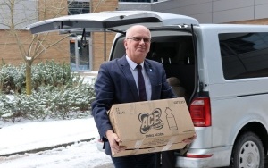 Mieszkańcy Powiatu biorą udział w Paczce dla Rodaka (10)
