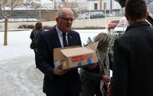 Mieszkańcy Powiatu biorą udział w Paczce dla Rodaka (3)