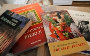 Mieszkańcy Powiatu biorą udział w Paczce dla Rodaka (13)