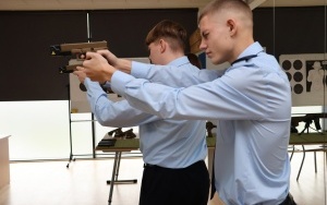 Otwarcie wirtualnej strzelnicy w PZS w Łopusznie (2)