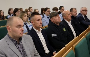 Otwarcie wirtualnej strzelnicy w PZS w Łopusznie (2)