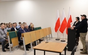 Otwarcie wirtualnej strzelnicy w PZS w Łopusznie (2)