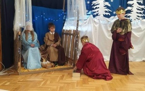 Jasełka w Szkole Podstawowej w Brzezinkach (4)