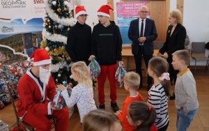 Spotkanie świąteczno -noworoczne z rodzinami zastępczymi (5)