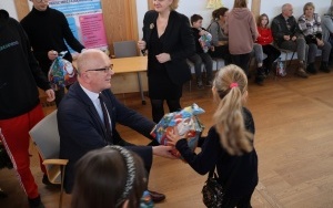 Spotkanie świąteczno -noworoczne z rodzinami zastępczymi (9)